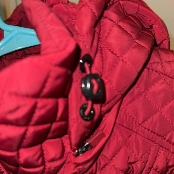 Calvin Klein - Picture 8 of 8